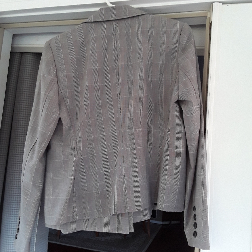 NWOT Rafaella 2pc - Picture 2 of 4